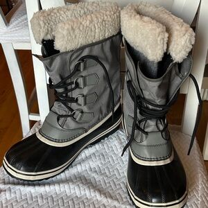 Sorel Women's Black and Gray Waterproof Winter Boots with Sherpa Collar
